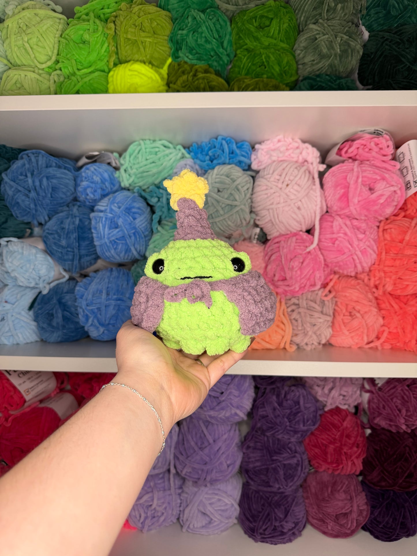Crochet Wizard Frogs