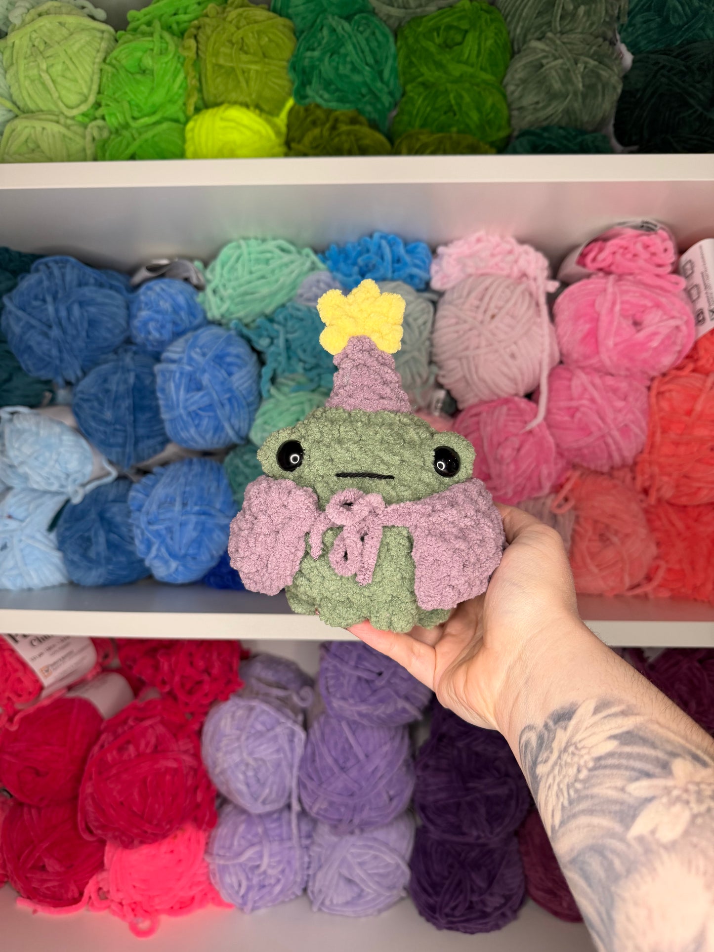 Crochet Wizard Frogs
